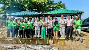 Artikel Perak Kini - 20 kawah dodol berjaya dimasak melalui Program Dodol Jiwa Murni TLDM dan Marina Island (11 Mei 2023) 11 Marina Island Pangkor - Family Vacation in Manjung Perak Perak Kini - Dodol Jiwa Murni 2023