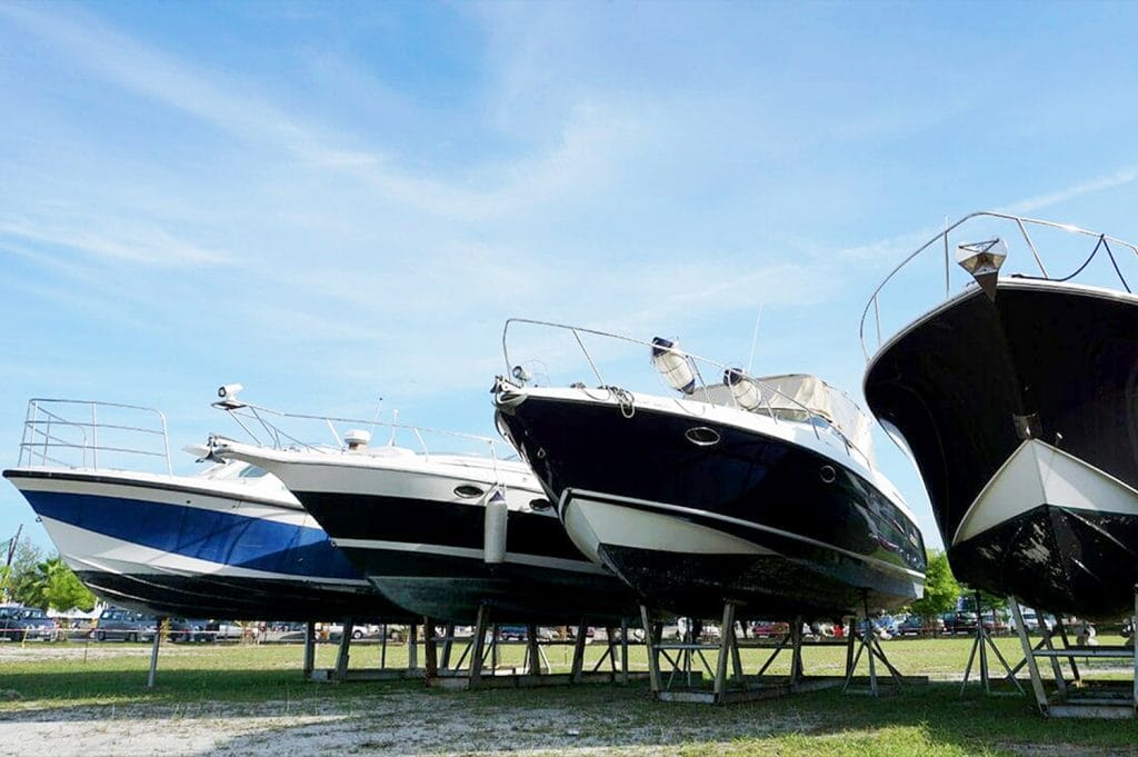 MARINA ISLAND PANGKOR YATCH CLUB