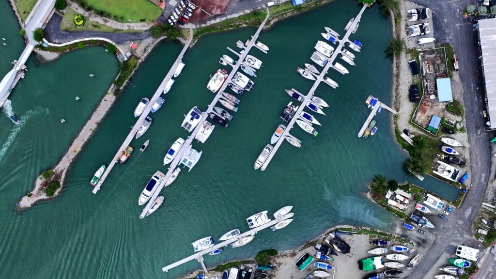 MARINA ISLAND PANGKOR YATCH CLUB